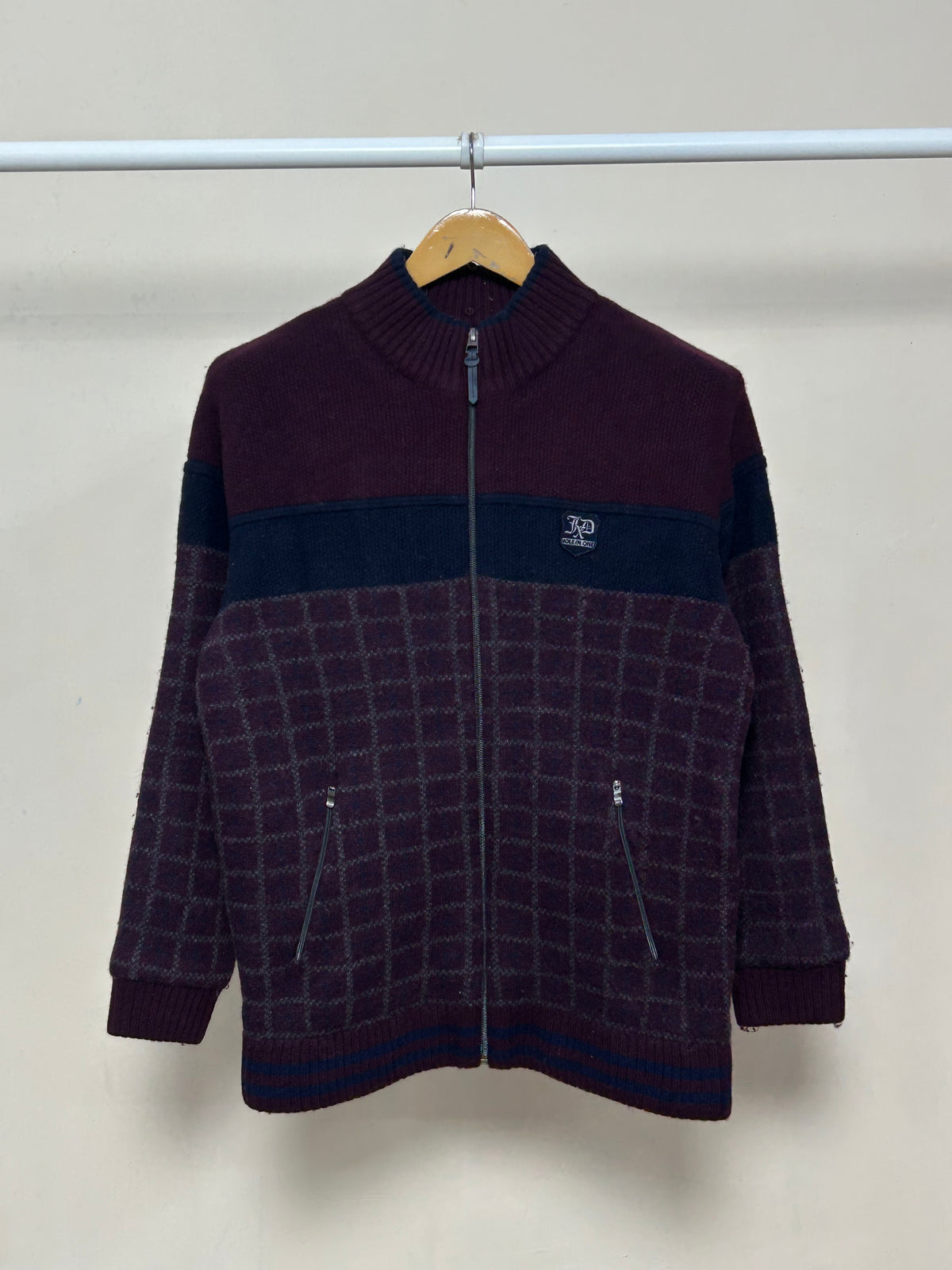 SWEATER ZIPPER (S)