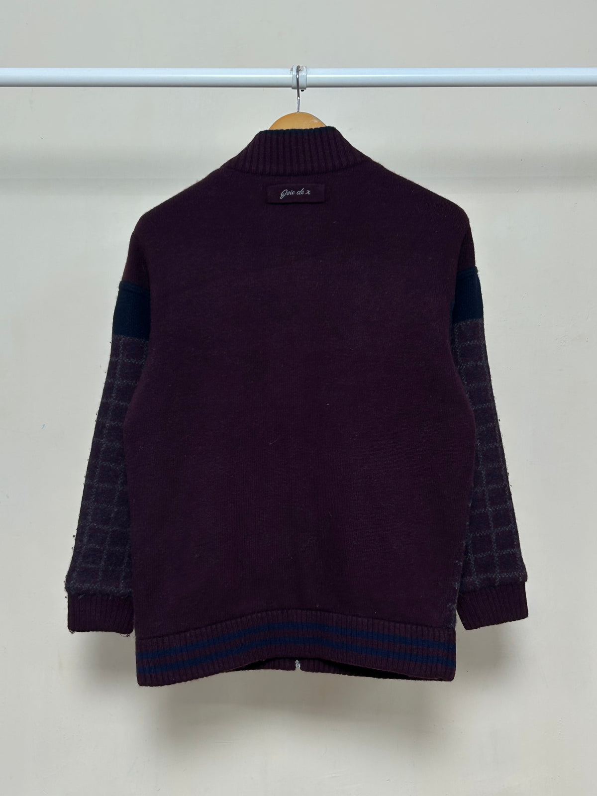 SWEATER ZIPPER (S)