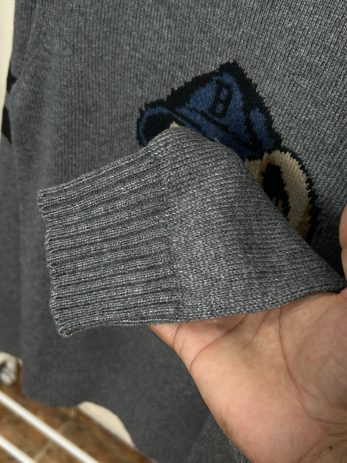 SPAO SWEATSHIRT (M)