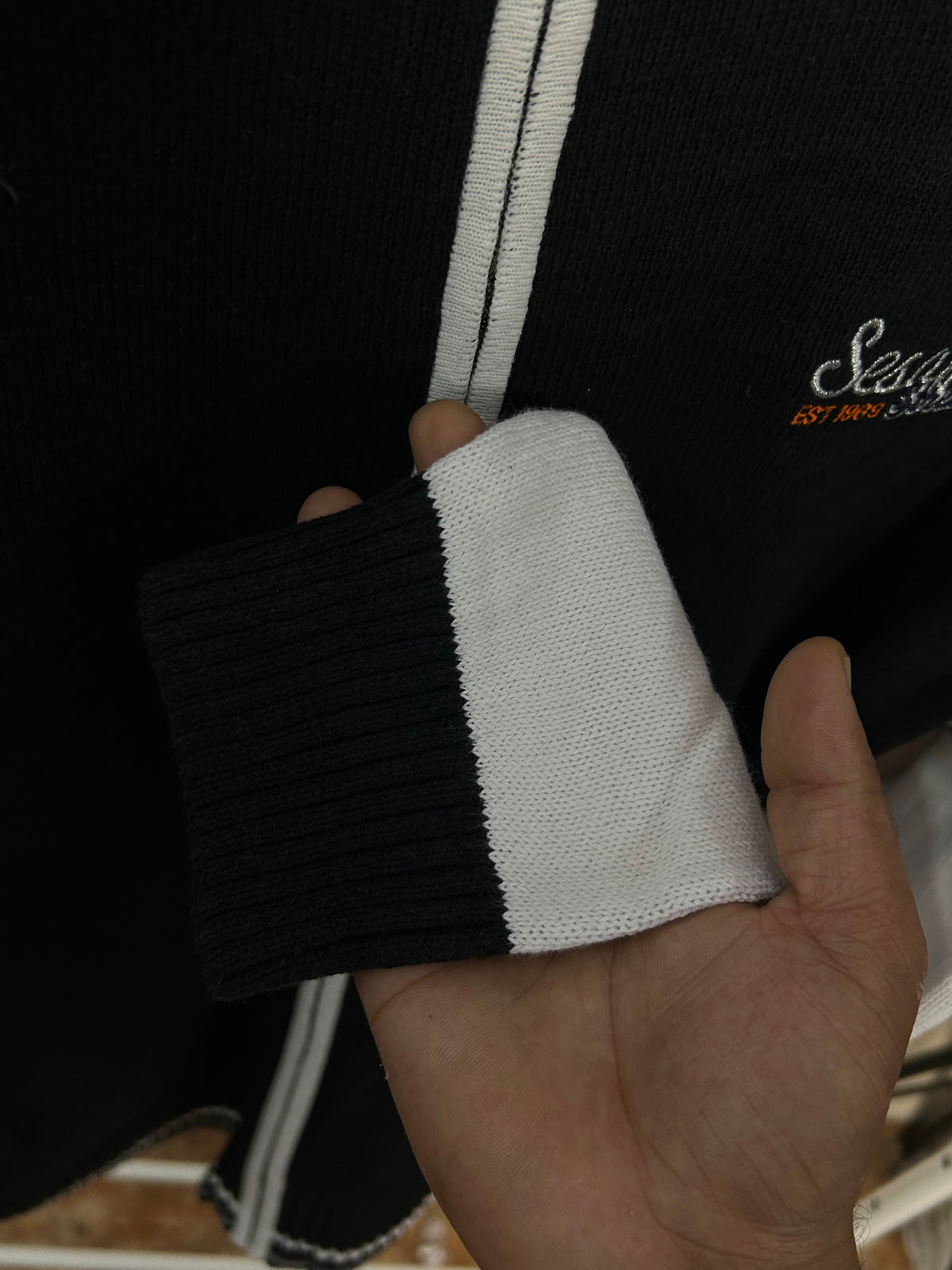 ZIPPER SWEATER (M)