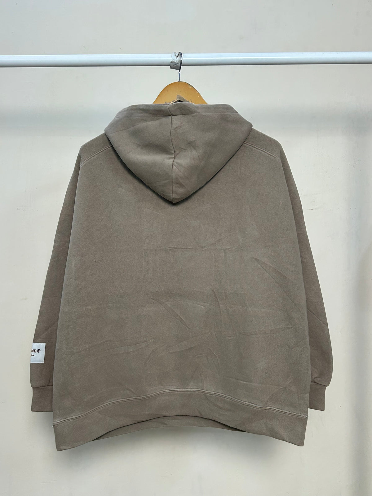 HOODIE FRONT POCKET